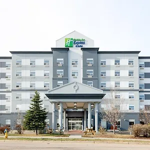 Hotel Express & Suites-edmonton South By Ihg ***